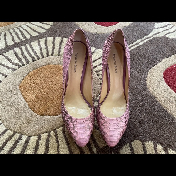 Alexandre Birman lavender/purple python snakeskin platform pumps 39.5 - Picture 1 of 5